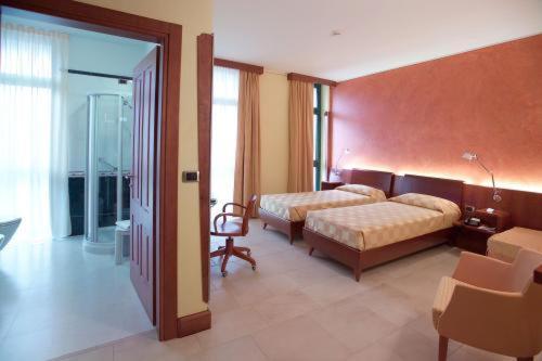 Albergo Ristorante San Marco Carmagnola Rum bild