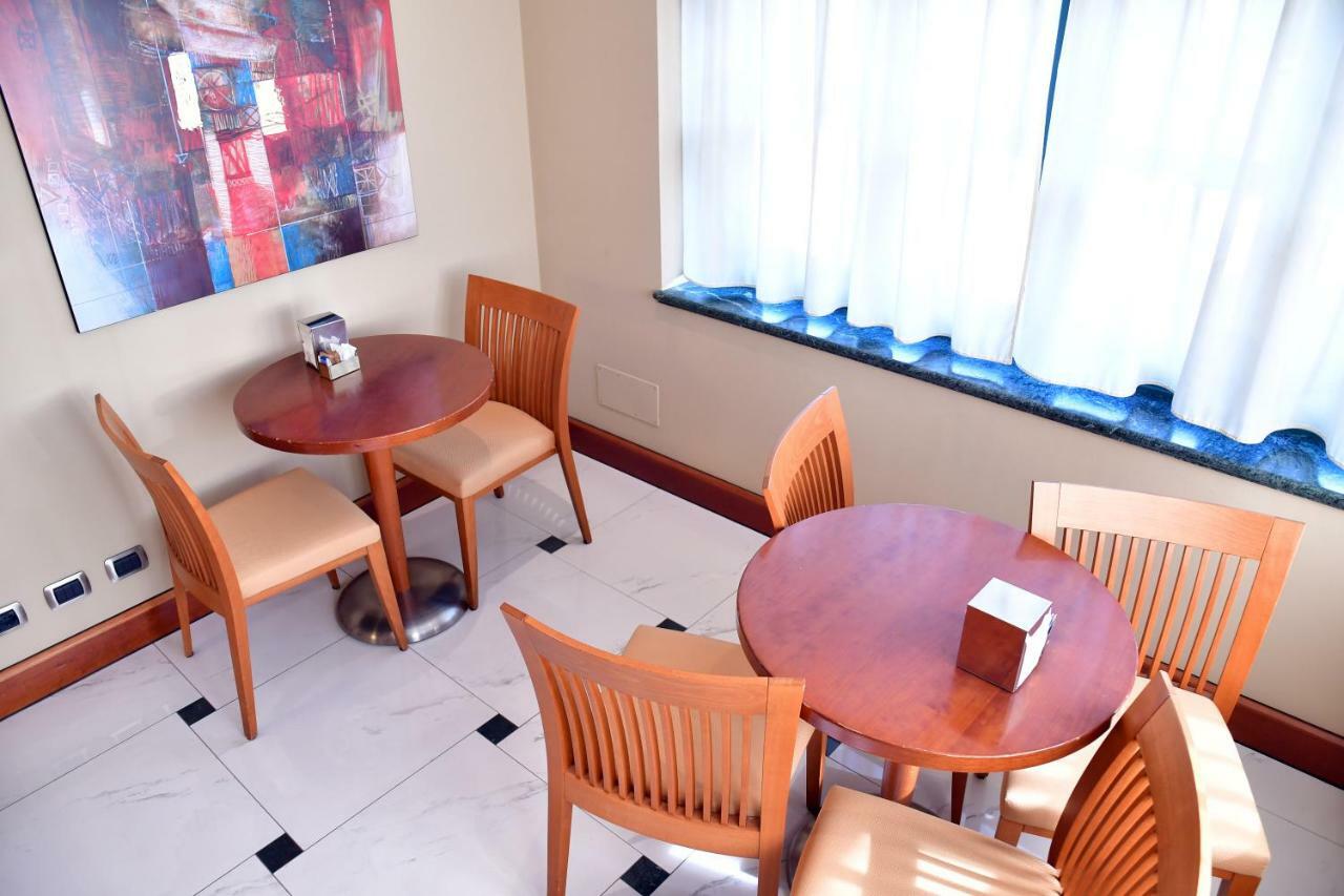 Albergo Ristorante San Marco Carmagnola Exteriör bild